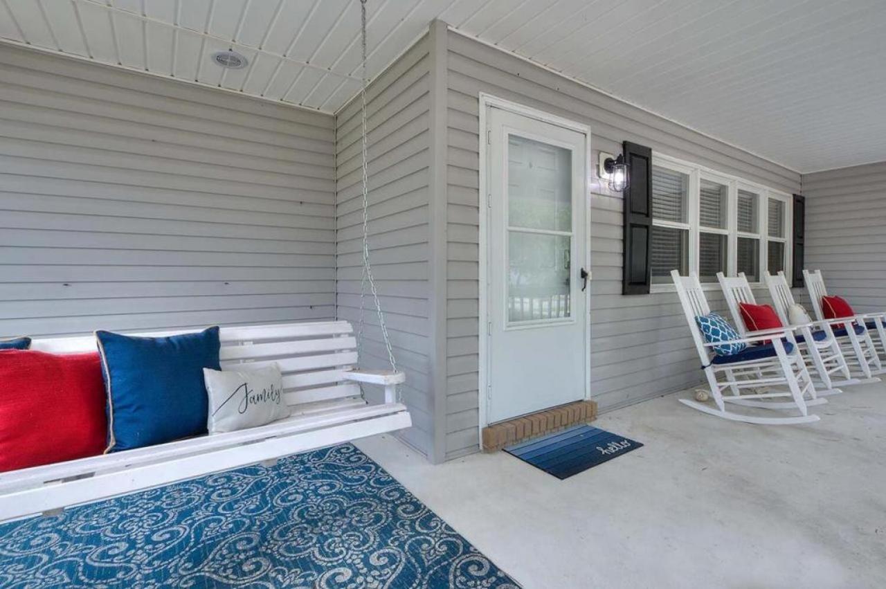 Livin' The Dream Villa Oak Island Exterior photo